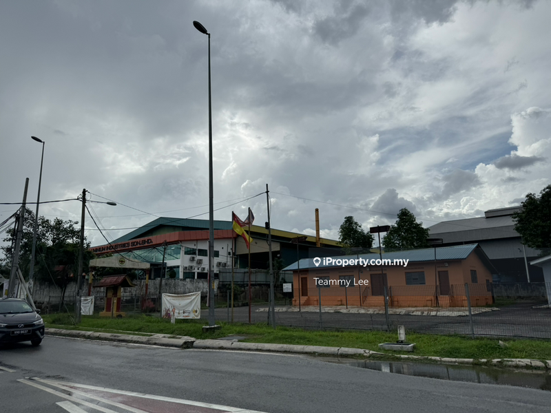Tanah Perindustrian untuk Dijual di Pekan Semenyih, Semenyih oleh Teammy Lee - iProperty.com.my