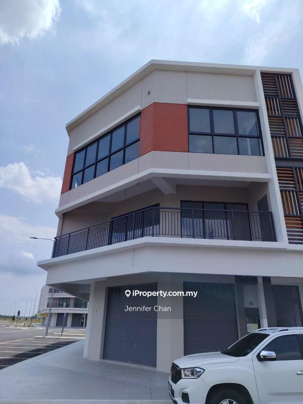 For Rent - U2 Uptown Square