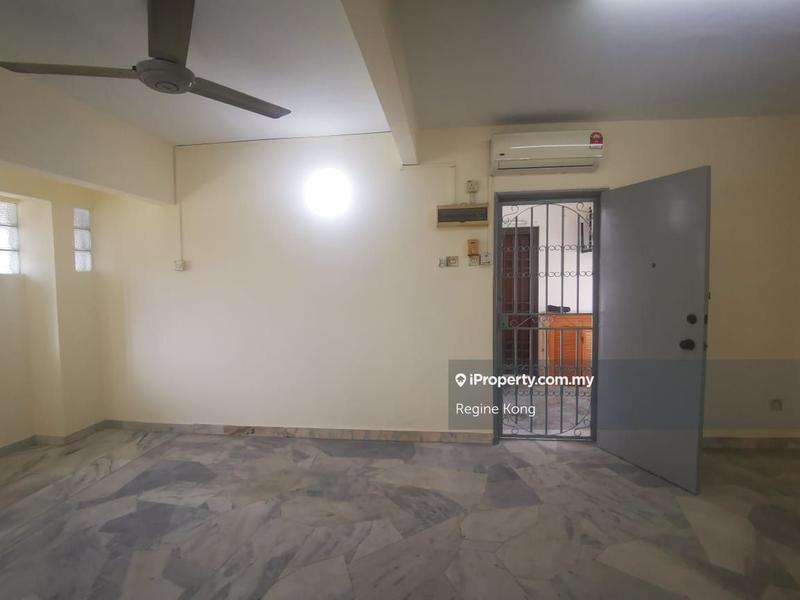 For Sale - Kinrara Court