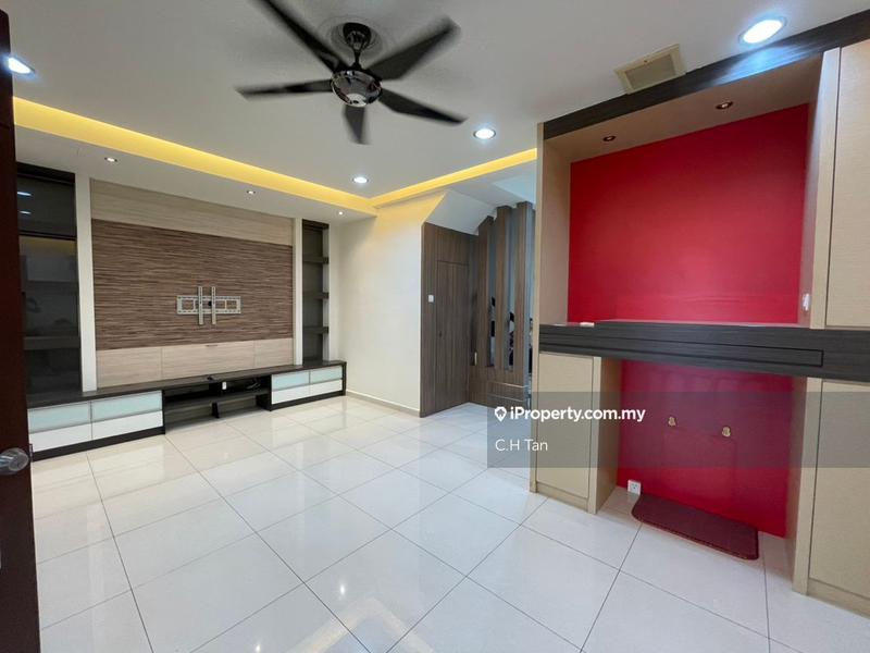3-storey Terraced House untuk Dijual di Taman Permai Villa, Ampang oleh C.H Tan - iProperty.com.my