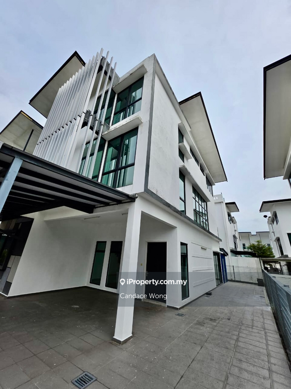 Rumah Berkembar untuk Dijual di Taman Villa Perdana, Kajang oleh Candace Wong - iProperty.com.my