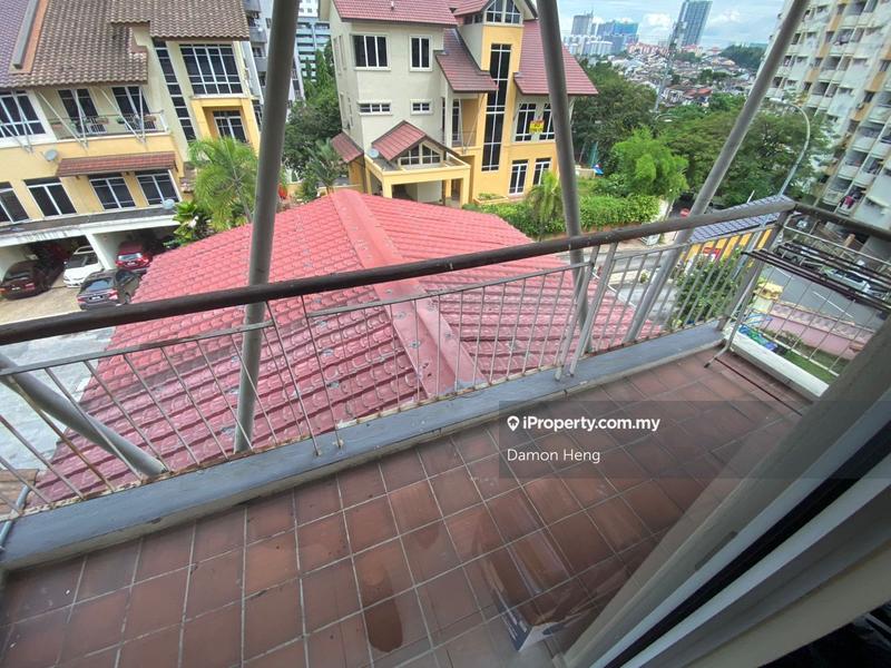Semi-Detached House for Sale in Corner 3Storey Semi-D Tiara Villa Taman United, Jalan Klang Lama (Old Klang Road) by Damon Heng - iProperty.com.my