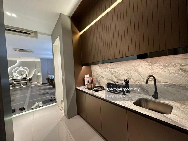 Kediaman Servis untuk Dijual di M Nova oleh Eugene Yap - iProperty.com.my