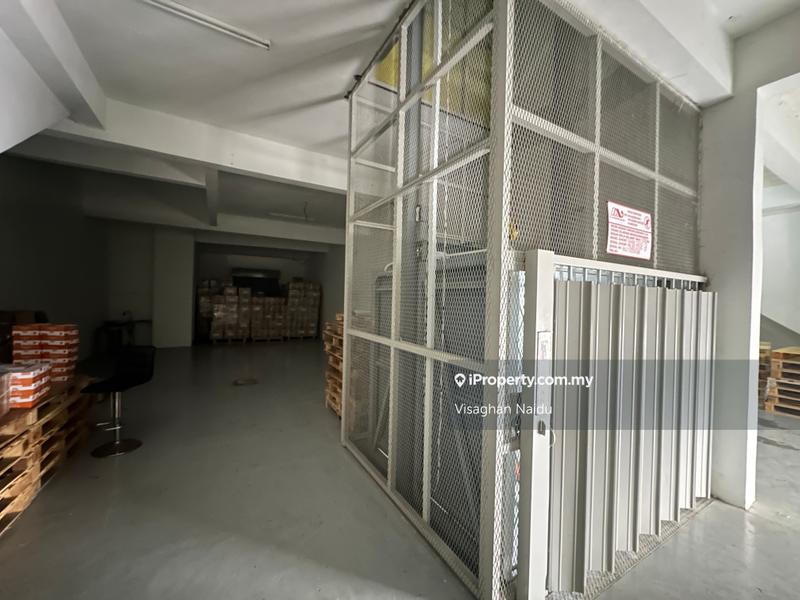 Shop / Office untuk Dijual di Pjs 5, Petaling Jaya oleh Visaghan Naidu - iProperty.com.my