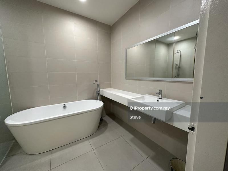 3-storey Terraced House for Sale in seri kembangan, Seri Kembangan by Steve - Bathroom - iProperty.com.my