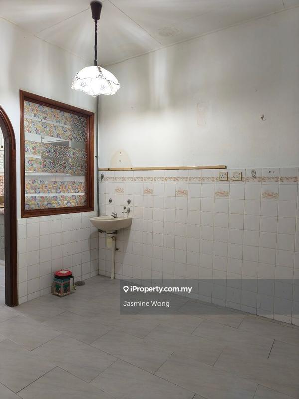 1.5-storey Terraced House for Sale in Bandar Kinrara Seksyen 2, Bandar Kinrara by Jasmine Wong - iProperty.com.my