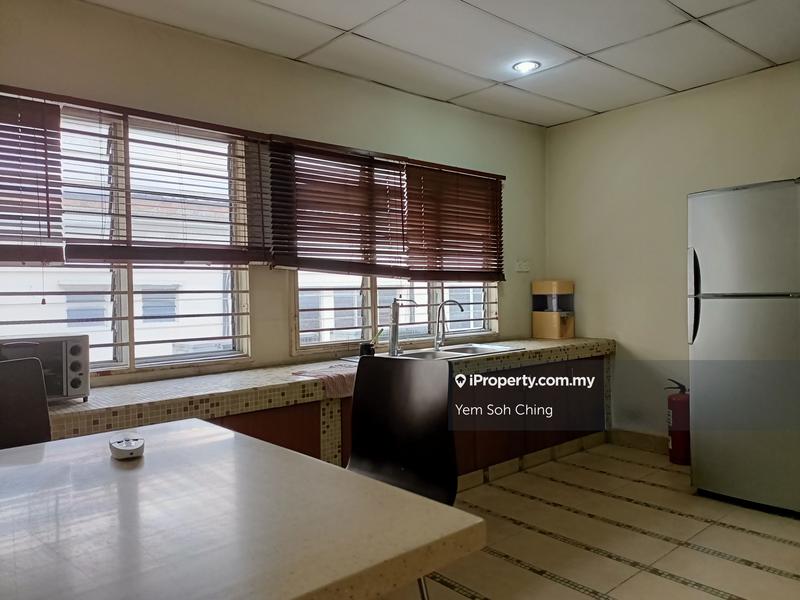 Shop / Office for Sale in Petaling Jaya, Selangor by Yem Soh Ching - iProperty.com.my