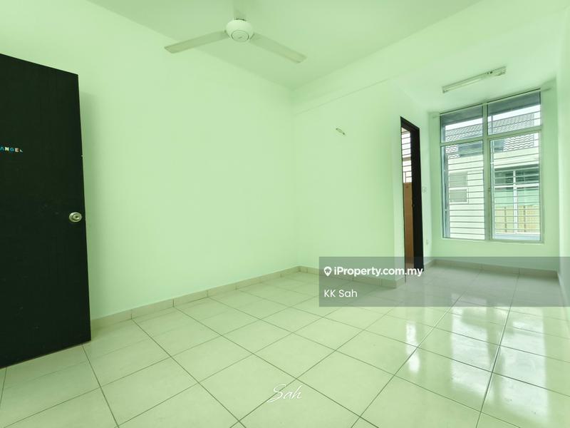 Rumah Berangkai 3 Tingkat untuk Dijual di Taman Bangi Avenue, Bangi oleh KK Sah - Interior - iProperty.com.my