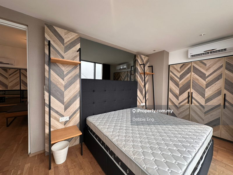 For Rent - Twy Duplex Condos