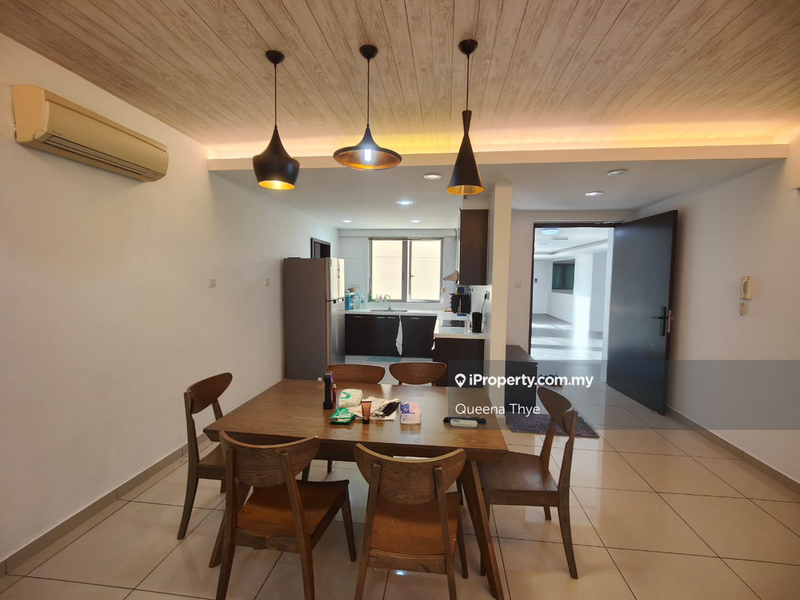 For Rent - Molek Pine 3