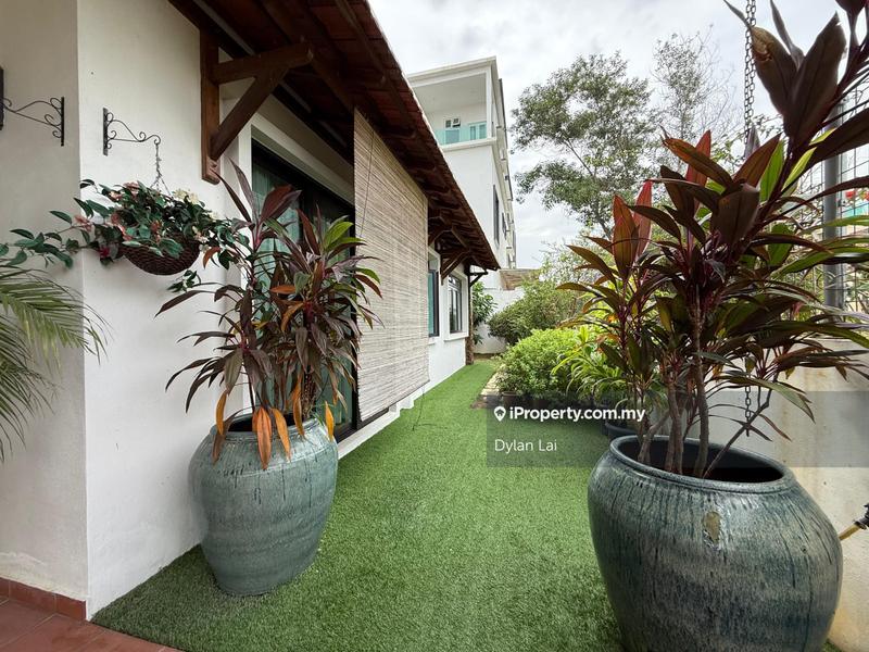 Bungalow House untuk Dijual di Perdana Lakeview East, Cyberjaya oleh Dylan Lai - iProperty.com.my