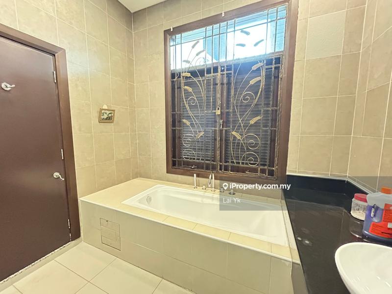Bungalow House untuk Dijual di Seksyen U1, Glenmarie oleh Lai Yk - iProperty.com.my