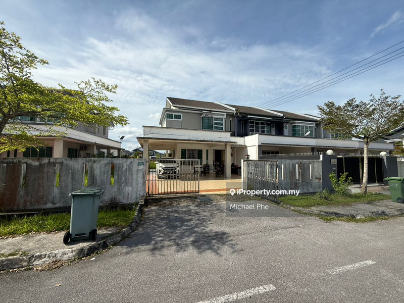 For Sale - Uni Central