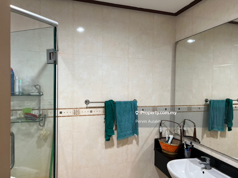 Rumah Berkembar untuk Dijual di Subang Alam, Shah Alam oleh Pervin Aulakh - iProperty.com.my