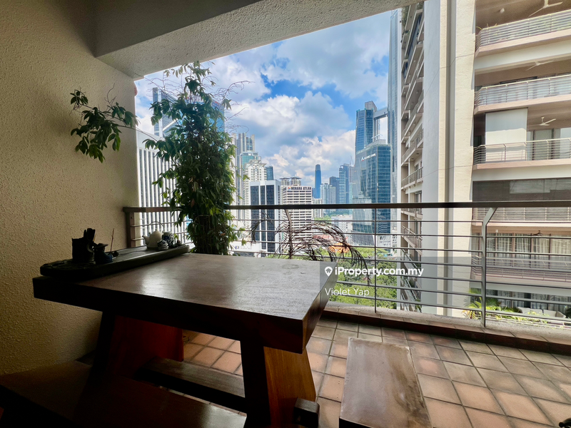 For Sale - Hampshire Park Condominium