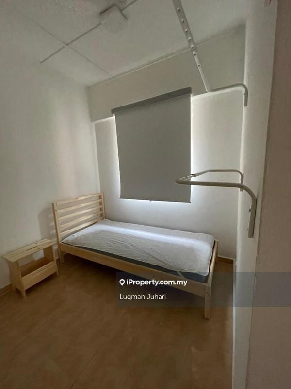 Pangsapuri untuk Dijual di Vista Angkasa oleh Luqman Juhari - iProperty.com.my