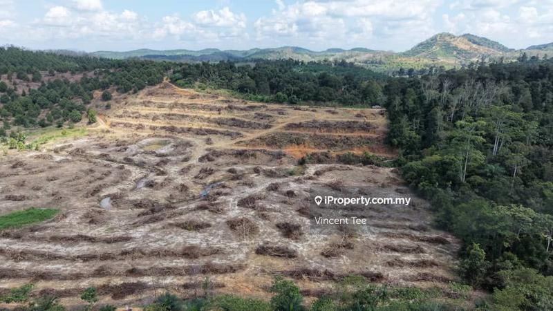 For Sale - 6.23 Acres Freehold Land with Stream Jerkoh Benta Penjom Kuala Lipis