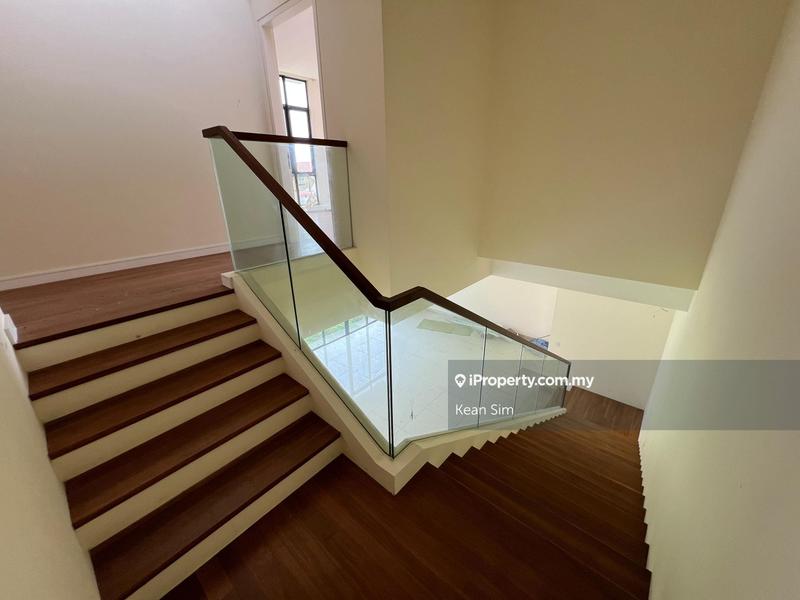 Rumah Berkembar untuk Dijual di Bukit Rimau, Shah Alam oleh Kean Sim - iProperty.com.my