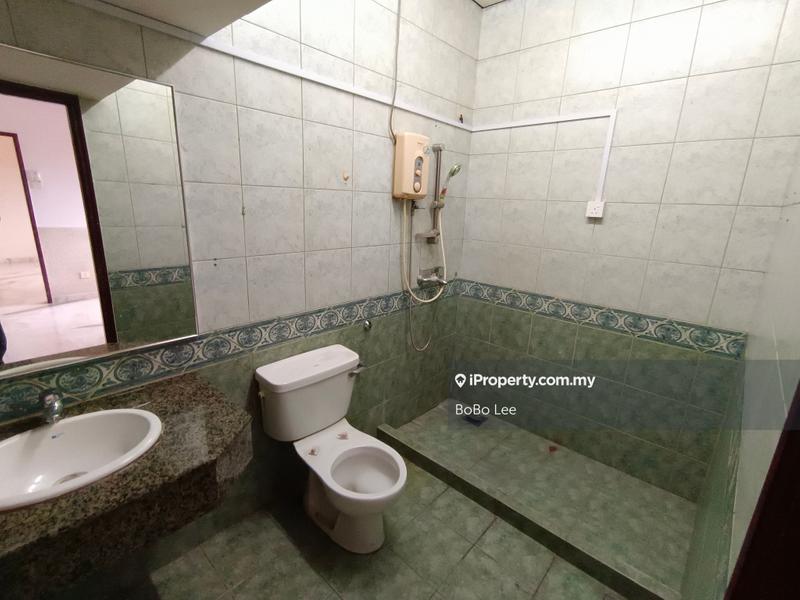 Semi-Detached House for Sale in Taman Overseas Union (Taman Oug), Jalan Klang Lama (Old Klang Road) by BoBo Lee - iProperty.com.my