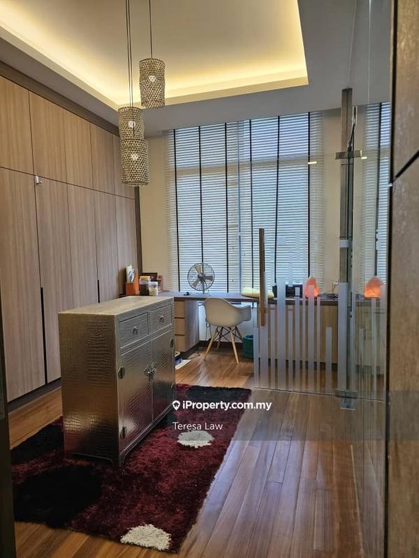Rumah Berkembar untuk Dijual di Taman Equine, Seri Kembangan oleh Teresa Law - iProperty.com.my