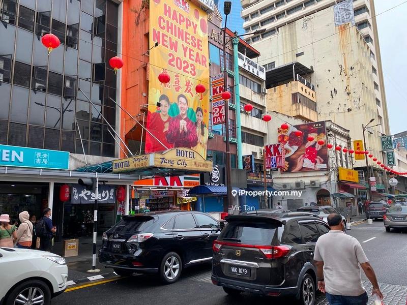 Hotel / Resort untuk Dijual di Golden Triangle, KL City Centre oleh Vic Tan - iProperty.com.my