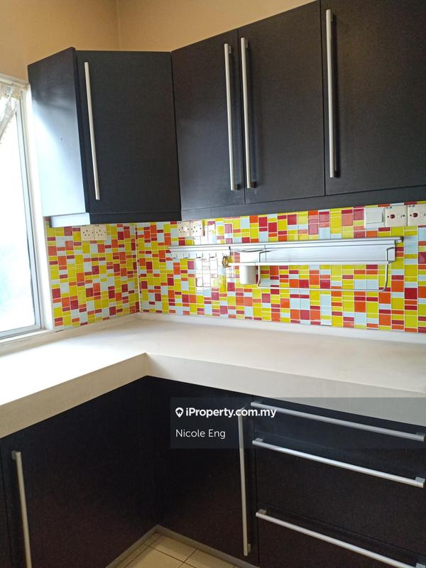 Townhouse for Rent in Kota Kemuning, Shah Alam by Nicole Eng - iProperty.com.my