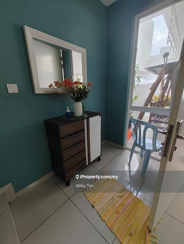 Rumah Berangkai 2 Tingkat untuk Disewa di Hijayu Aman, Bandar Sri Sendayan oleh Abby Tan - iProperty.com.my