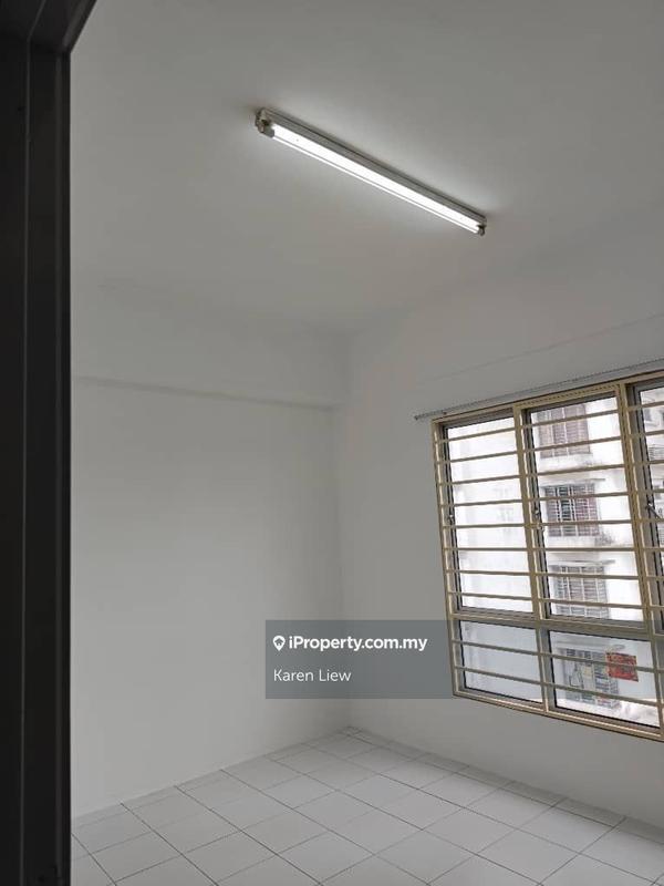 For Sale - Selayang Point