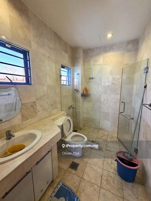 Bungalow House for Sale in Bukit Jalil Golf, Bukit Jalil by Oliver Mak - iProperty.com.my