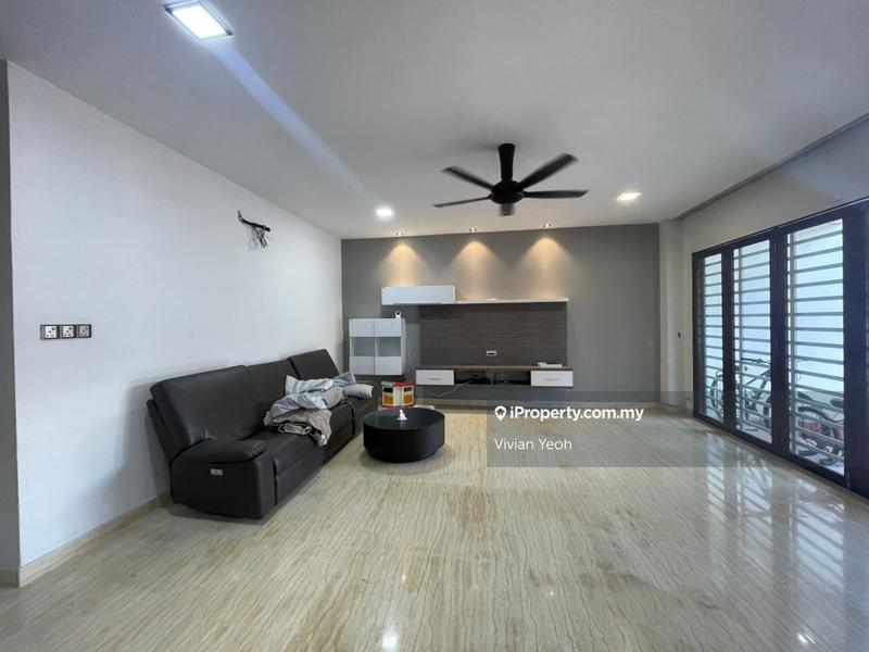 2-storey Terraced House untuk Dijual di Bukit Rahman Putra, Sungai Buloh oleh Vivian Yeoh - iProperty.com.my