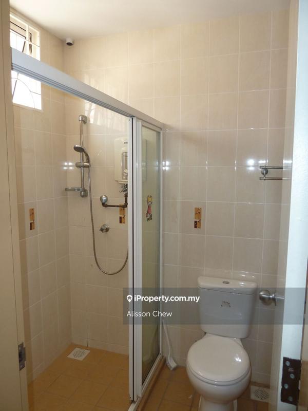 3-storey Terraced House for Sale in Tanjong tokong, Tanjung Tokong by Alisson Chew - iProperty.com.my