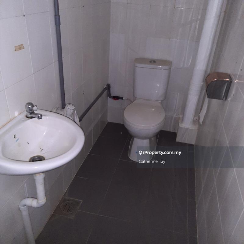 Shop-Office for Sale in Pontian Kecil, Pontian by Catherine Tay - iProperty.com.my