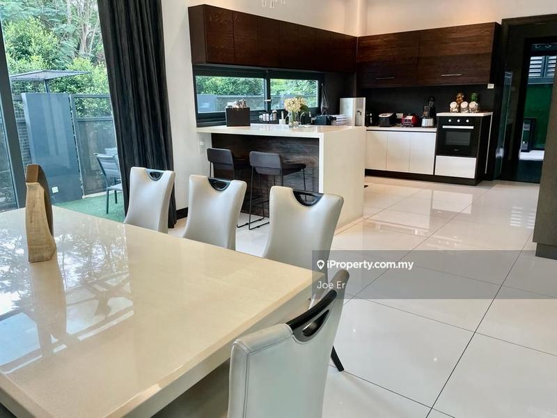 Bungalow House untuk Dijual di Subang Heights, Subang Jaya oleh Joe ER - iProperty.com.my