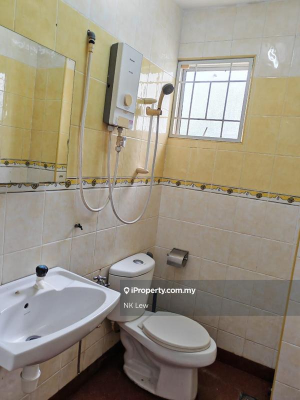Rumah Teres 2-Tingkat untuk Dijual di Taman Lestari Perdana, Seri Kembangan oleh NK Lew - iProperty.com.my