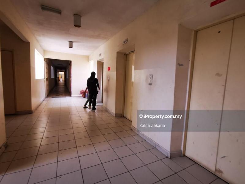 Apartment for Sale in Serdang Villa Apartment by Zalifa Zakaria - iProperty.com.my
