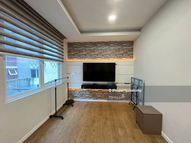 Rumah Berangkai 4 Tingkat untuk Dijual di Canary Residence Taman Cheras Hartamas, Cheras oleh Danilo Lim - iProperty.com.my