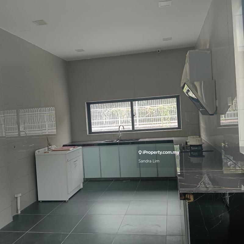 Bungalow House for Sale in Subang Heights, Subang Jaya by Sandra Lim - iProperty.com.my