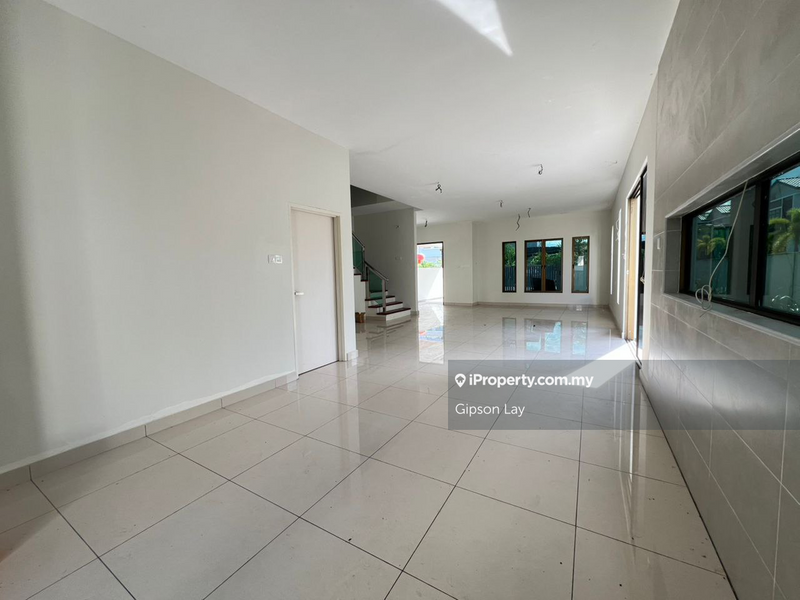 Terraced House for Sale in Taman Tasik Indah, Kluang by Gipson Lay - iProperty.com.my