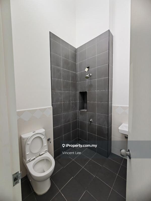 Rumah Berangkai 2 Tingkat untuk Dijual di Eco Majestic, Semenyih oleh Vincent Lee - iProperty.com.my