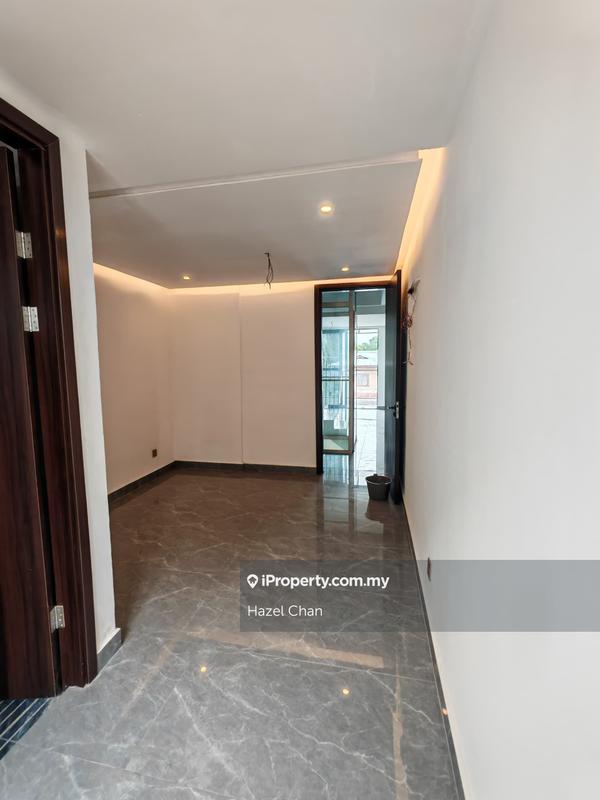 Rumah Berkembar untuk Dijual di Likas, Kota Kinabalu oleh Hazel Chan - iProperty.com.my