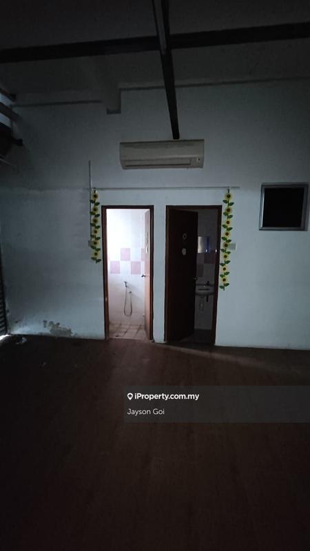 Kedai untuk Dijual di Kampung Dato Lee Kim Sai, Rawang oleh Jayson Goi - iProperty.com.my