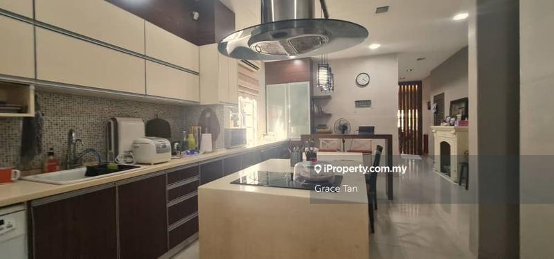 Bungalow House untuk Dijual di Bandar Putra Permai, Seri Kembangan oleh Grace Tan - iProperty.com.my