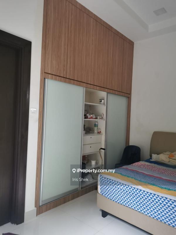 Bungalow House for Sale in Kota Kemuning, Shah Alam by Iris Shek - iProperty.com.my