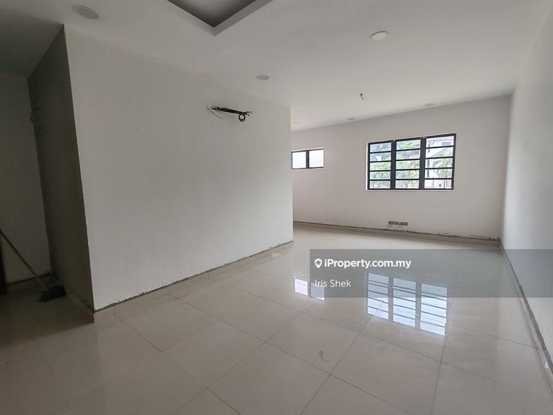 Bungalow House for Sale in Kota Kemuning, Shah Alam by Iris Shek - iProperty.com.my