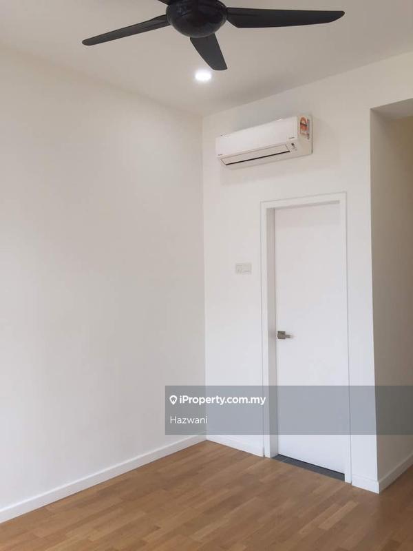 Kondominium untuk Dijual di Urbana Residences oleh Hazwani - iProperty.com.my