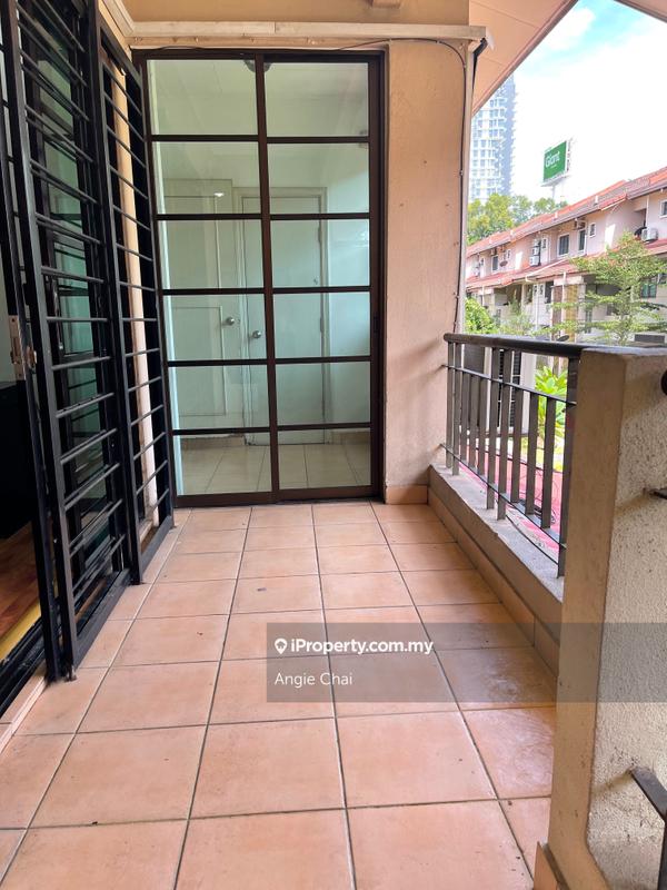 Townhouse for Sale in Sunway Damansara, Kota Damansara by Angie Chai - iProperty.com.my