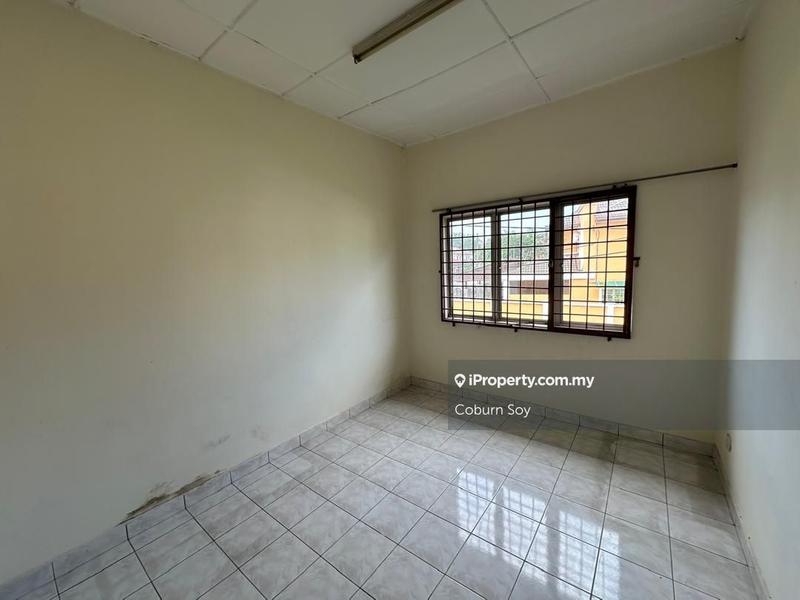 Rumah Berangkai 2 Tingkat untuk Dijual di Taman Seri Putra 2, Sungai Buloh oleh Coburn Soy - iProperty.com.my