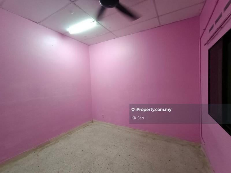 1-storey Terraced House for Sale in 8fx3g, Semenyih by KK Sah - iProperty.com.my