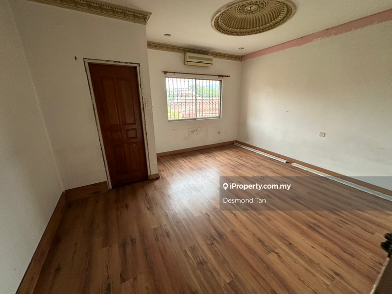 Rumah Berkembar untuk Dijual di SS 21, Damansara Utama, Petaling Jaya oleh Desmond Tan - iProperty.com.my