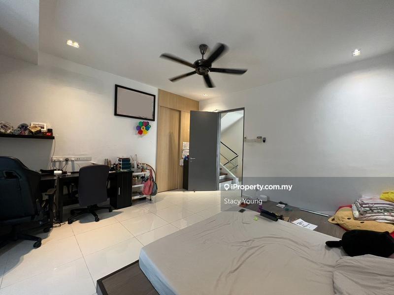 3-storey Terraced House for Sale in Bandar Mahkota Cheras, Cheras by Stacy Young - iProperty.com.my